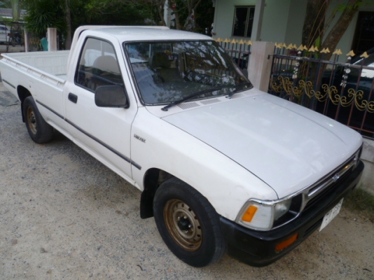 ขายโตโยต้า ไมตี้เอ๊กตอนเดียว ปี 95 ราคา 119000  โทร 081 3298448