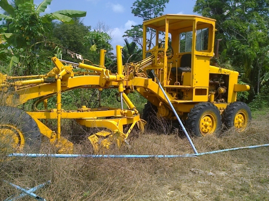 รถเกรดมิตซูฯM68 S/N7125 ขนาดกลางน่าใช้ (อยู่...พัดลุง)