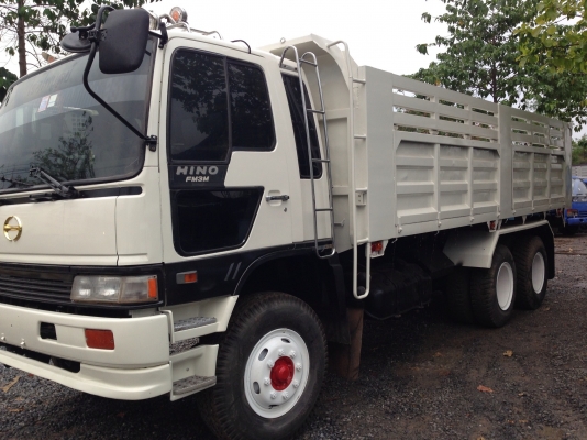 ขาย10ล้อHino 3M 2เพลาดั้ม 240แรงม้า