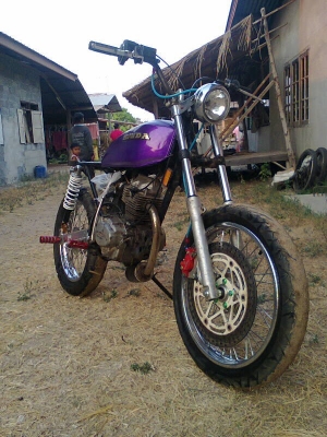 ขาย ฮอนด้า JX100 เเต่งสไตล์โมตาด 10000 ครับ เล่มครบ หรือเเลกได้ครับ