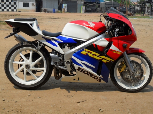 ขาย VFR NC30 ทะเบียนแท้ ไม่ขาดต่อ ชุดโอนครบ   รถพร้อมใช้ ส่งได้ทั่วไทยครับ(มีคลิปให้ชมด้วย)