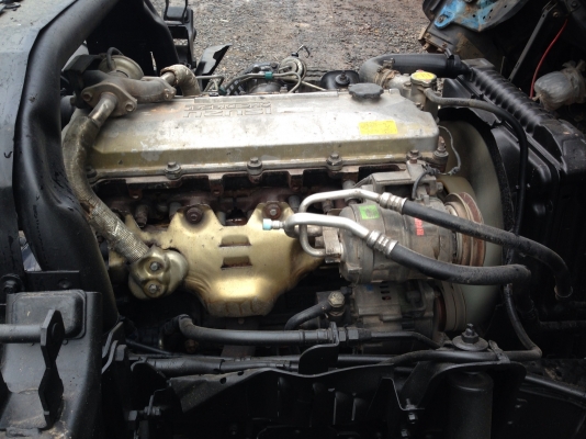 ขาย6ล้อNPRการ์ตูน130ยูโรทู กระบะดั้มดิน