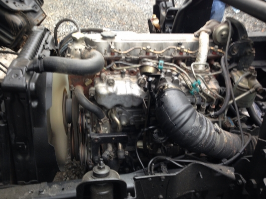 ขาย6ล้อNPRการ์ตูน130ยูโรทู กระบะดั้มดิน