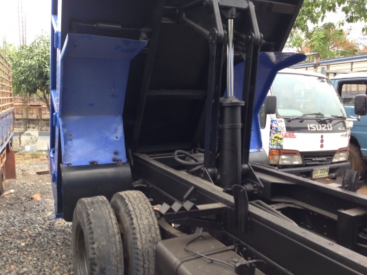 ขาย6ล้อNPRการ์ตูน130ยูโรทู กระบะดั้มดิน