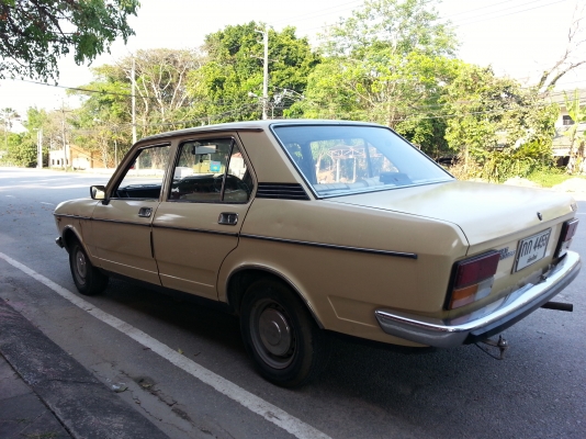 ขาย FIAT รุ่น 132 GLS ปี 1976 (พ.ศ. 2519) สีครีมไข่/น้ำตาล ทะเบียนพร้อมโอน ภาษี+พรบ.ครบ ขอขายในราคา 59,000 บาท