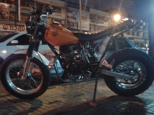 มี 2 ล้อโตๆ มาขอแลกรถเก๋งมาใช่งานคับ มี 2 ล้อโตๆ มาขอแลกรถเก๋งมาใช่งานคับ