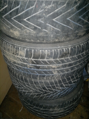 ขายล้อแม๊คยี่ห้อบริดย์สโตนพร้อมยาง4เส้นขอบ15 6รู