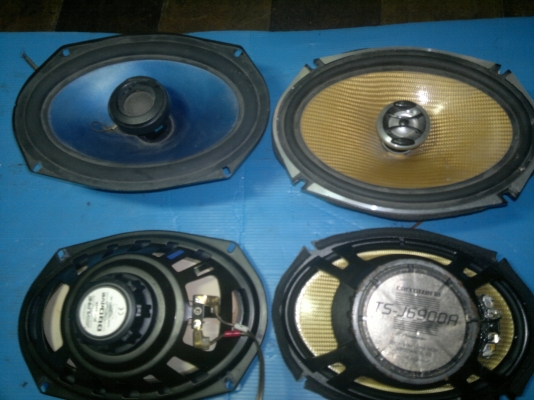 ขายลำโพงติดรถยนต์ขนาด6x9 2ทางของalpineกับpioneer