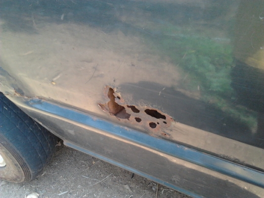 ขาย กระบะตอนเดียว MITSU L200 Cyclone ปี38/95 เครื่องเดิม2.5 84HP แห้งๆแน่นๆแรงจริง หน้า-หลังเดิม ช่วงล่างดีไม่หลวม ไม่ส่าย คัสซีสวยไม่ผุ ภายในดี พ.พาวเวอร์ แอร์เย็นพร้อม กระบะพื้นมีผุ หัวเก๋งมีผุ ต้องเก็บสีและบอดี้ ขายตามสภาพ พร้อมใช้ พร้อมลุยงานหนัก ราคา