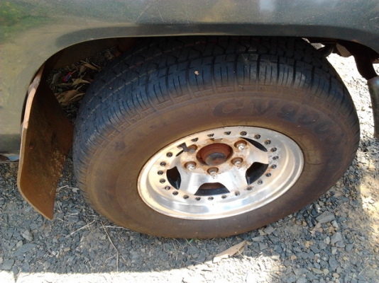 ขาย กระบะตอนเดียว MITSU L200 Cyclone ปี38/95 เครื่องเดิม2.5 84HP แห้งๆแน่นๆแรงจริง หน้า-หลังเดิม ช่วงล่างดีไม่หลวม ไม่ส่าย คัสซีสวยไม่ผุ ภายในดี พ.พาวเวอร์ แอร์เย็นพร้อม กระบะพื้นมีผุ หัวเก๋งมีผุ ต้องเก็บสีและบอดี้ ขายตามสภาพ พร้อมใช้ พร้อมลุยงานหนัก ราคา