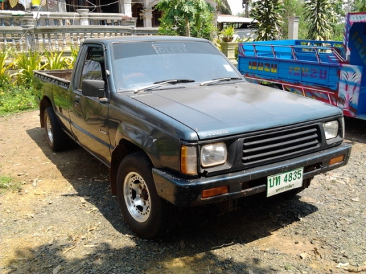 ขาย กระบะตอนเดียว MITSU L200 Cyclone ปี38/95 เครื่องเดิม2.5 84HP แห้งๆแน่นๆแรงจริง หน้า-หลังเดิม ช่วงล่างดีไม่หลวม ไม่ส่าย คัสซีสวยไม่ผุ ภายในดี พ.พาวเวอร์ แอร์เย็นพร้อม กระบะพื้นมีผุ หัวเก๋งมีผุ ต้องเก็บสีและบอดี้ ขายตามสภาพ พร้อมใช้ พร้อมลุยงานหนัก ราคา