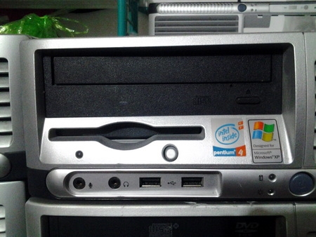ขายคอมชุด HP ให้ลูกให้หลานเล่น ถูกมาก ๆๆๆ คับ ขายคอมชุด HP ให้ลูกให้หลานเล่น ถูกมาก ๆๆๆ คับ