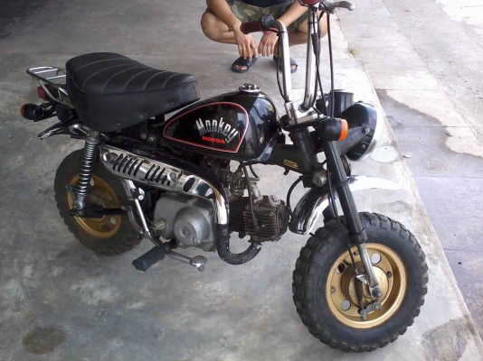 ขาย Honda monkey 50 cc. กับ Honda dax 50 cc.สภาพสวย มือหนึ่งเมืองไทยครับ