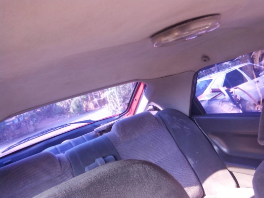 Mazda 323 ไฟป๊อปอัพ พร้อมใช้เครื่องดี สีสวยพอได้ ภายในสวย ทางไกลสบาย