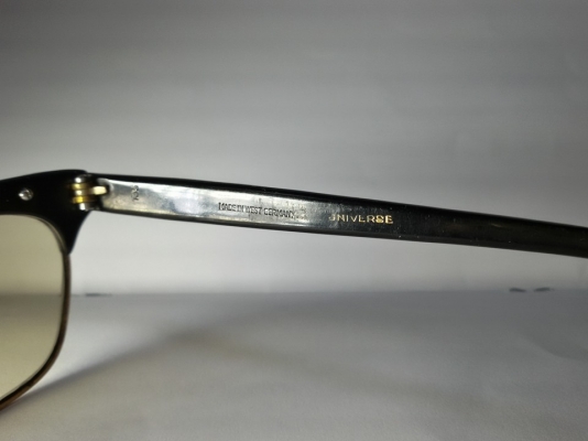 ขายแว่นvintage universe