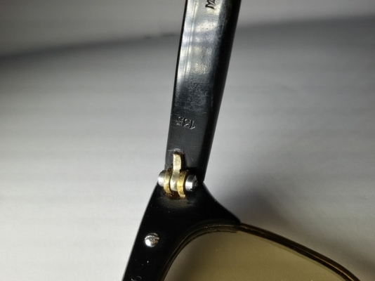 ขายแว่นvintage universe