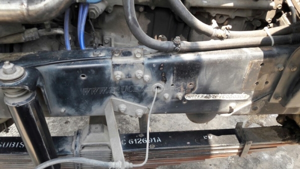 6 ล้อ พื้นเรียบ ยี่ห้อ MITSUBISHI 225 แรงม้า  จดทะเบียนปี 2546