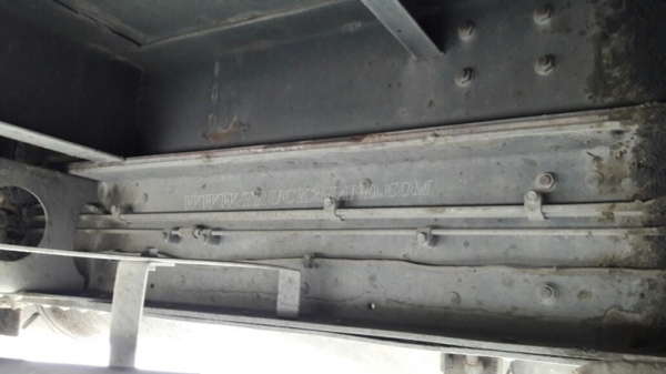 6 ล้อ พื้นเรียบ ยี่ห้อ MITSUBISHI 225 แรงม้า  จดทะเบียนปี 2546