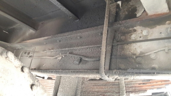 6 ล้อ พื้นเรียบ ยี่ห้อ MITSUBISHI 225 แรงม้า  จดทะเบียนปี 2546