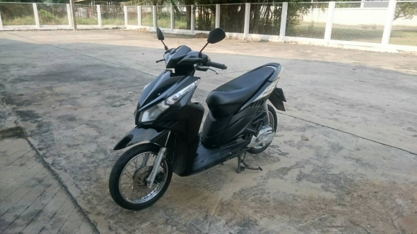 click i เครื่องดีเยี่ยม พร้อมใช้งานคับ