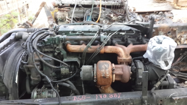 เครื่องวอลโว่d6b พร้อมหม้อนํ้าอินเตอร์สวยๆ  120000 ครับ