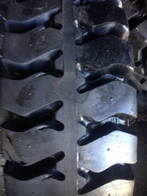 รับหล่อดอกยางตันและยางลมทุกขนาด วจำหน่ายยางใหม่ทุกยี่ห้อ ทั้งตันและลม คร้า