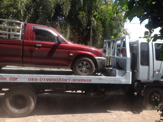 บริการขนย้ายรถโฟล์คลิฟท์ราคาเป็นกันเองจร้า !!!