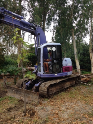 ขายรถแบ็คโฮ Komatsu PC128uu ไฟฟ้าครบ แอร์พร้อม เอกสารอินวอยซ์ รถทำงานอยู่ พร้อมใช้งานค่ะ