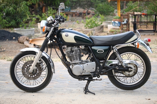 Yamaha Sr400 ปี2001