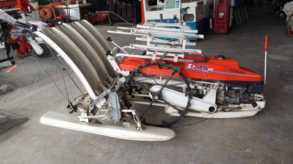 รถดำนา KUBOTA รุ่น S1-45DS เก่าญี่ปุ่น ดำนา 4 แถวเดินตาม  ขนาดกระทัดรัด สภาพสวย