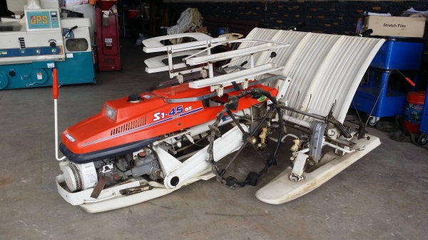 รถดำนา KUBOTA รุ่น S1-45DS เก่าญี่ปุ่น ดำนา 4 แถวเดินตาม  ขนาดกระทัดรัด สภาพสวย