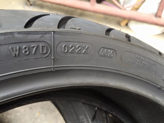 ***แถมฟรีหมวกแก๊ป มิชลินของแท้ *** เมื่อซื้อยางใหม่ Michelin pilot street radial