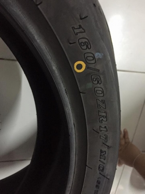 ยางใหม่ 120/70/17 - 160/60/17 Dunlop ยางปลายปี 2015 ยางสด นิ่ม ๆ แน่นอนครับ ยางใหม่ 120/70/17 - 160/60/17 Dunlop ยางปลายปี 2015 ยางสด นิ่ม ๆ แน่นอนครับ