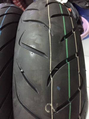 ยางใหม่ 120/70/17 - 160/60/17 Dunlop ยางปลายปี 2015 ยางสด นิ่ม ๆ แน่นอนครับ ยางใหม่ 120/70/17 - 160/60/17 Dunlop ยางปลายปี 2015 ยางสด นิ่ม ๆ แน่นอนครับ