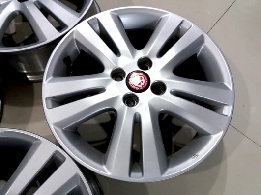 สภาพสวยทั้งชุด ตจวส่งได้ครับ