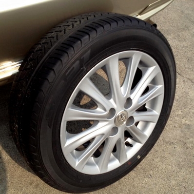 ล้ออะไหล่ JAZZ16 และล้อ Enkei 16 และ VIOS12ก้าน พร้อมยาง และยางเปอร์เซนต์ อีกหลายขนาด ด้านในครับ