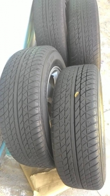 ขายล้อแม็กวีออกพร้อมยาง  185/65/R14 ยางปี12