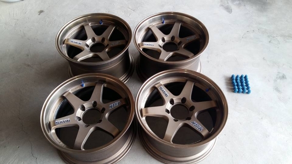 ขายล้อแม็กมือ2 te37 18" สีน้ำตาลขอบชา สนใจติดต่อ ตาเล็ก ล้อและยางครับ 081-3747940