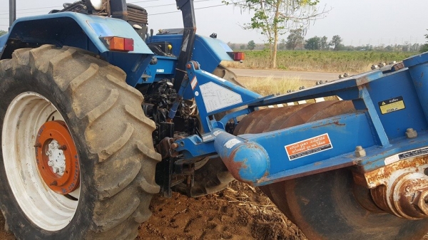 Newholland Ts110 750000 เกียร์ 12&times;12 ใบเนไคเฮงหลี ผานหลัง cmt ครับ