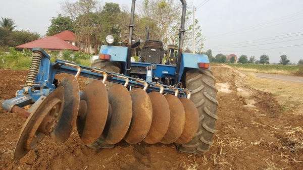 Newholland Ts110 750000 เกียร์ 12&times;12 ใบเนไคเฮงหลี ผานหลัง cmt ครับ