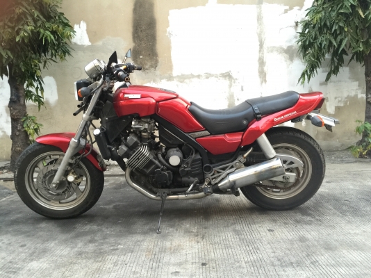 ขาย YAMAHA FZX750 ขาย YAMAHA FZX750