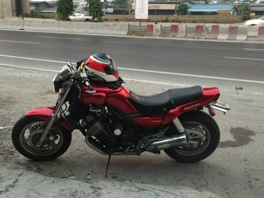 ขาย YAMAHA FZX750 ขาย YAMAHA FZX750