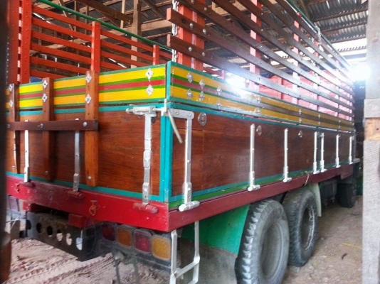 ขายรถ10ล้อ ร็อกกี้175แรง เพลาเดียว เครื่อง6BG1 แคชซีFVM พาวเวอร์ ทิฟฟี่ เครื่องดีแคชซีสวย เอกสารพร้อมโอน สนใจโทร 090-8588220คุณนะ 093-3258446คุณบิว หรือเข้าดูสินค้าอื่นๆได้ที่ www.truck.in.th/498 หรือเพจFacebook ณรงค์ ซื้อขายรถมือสอง (เว็บไซต์ส่วนตัว) หรื