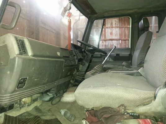 ขายรถ10ล้อ ร็อกกี้175แรง เพลาเดียว เครื่อง6BG1 แคชซีFVM พาวเวอร์ ทิฟฟี่ เครื่องดีแคชซีสวย เอกสารพร้อมโอน สนใจโทร 090-8588220คุณนะ 093-3258446คุณบิว หรือเข้าดูสินค้าอื่นๆได้ที่ www.truck.in.th/498 หรือเพจFacebook ณรงค์ ซื้อขายรถมือสอง (เว็บไซต์ส่วนตัว) หรื