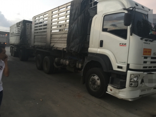 ขายดาวน์...แยกแม่แยกลูก..22ล้อ 360แรงดั้ม.. ปี57  ไมล์2แสนกว่าโล แม่ดั้ม SMM ลูกดั้มอู่SST