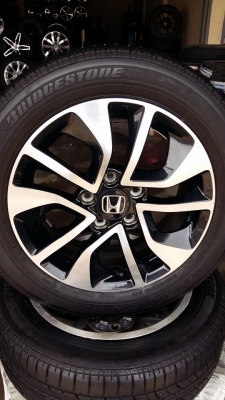 ขายล้อแม็ก honda civic fb mc 16" พร้อมยางปี15 สนใจติดต่อ ตาเล็ก ล้อและยางครับ 081-3747940 ขายล้อแม็ก honda civic fb mc 16" พร้อมยางปี15 สนใจติดต่อ ตาเล็ก ล้อและยางครับ 081-3747940