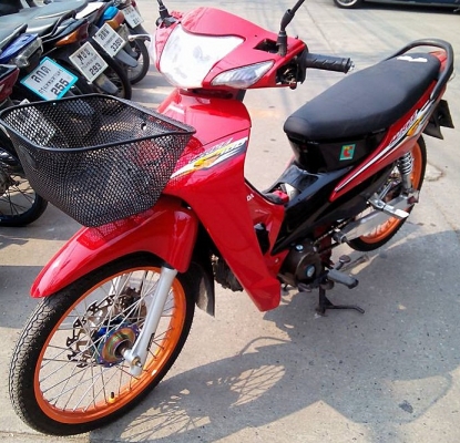 ขายได้ขาย Honda Wave 100u-box แต่งตามรูป