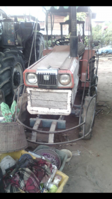 ขายคูโบต้า 20 แรง สองเพลา พร้อมเครื่องพ้นยา ลดเหลือ 100000 บาทคับ ขายคูโบต้า 20 แรง สองเพลา พร้อมเครื่องพ้นยา ลดเหลือ 100000 บาทคับ