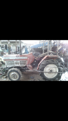 ขายคูโบต้า 20 แรง สองเพลา พร้อมเครื่องพ้นยา ลดเหลือ 100000 บาทคับ ขายคูโบต้า 20 แรง สองเพลา พร้อมเครื่องพ้นยา ลดเหลือ 100000 บาทคับ