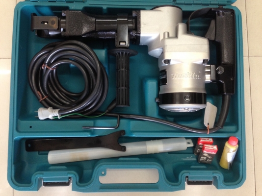 สกัดไฟฟ้า แย็ก Makita แท้ รุ่น HM1201 ญี่ปุ่น ของใหม่ ยกกล่อง อุปกรณืครบ มีใบรับประกัน